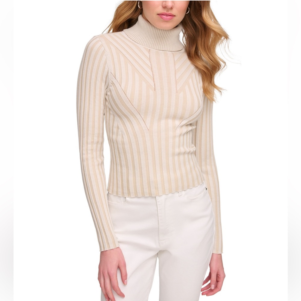 Women's Printed Turtleneck Long-Sleeve Sweater